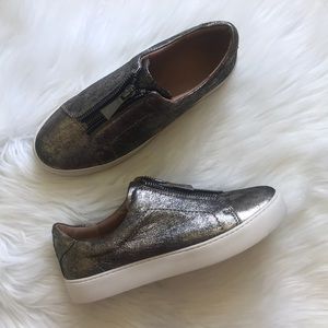 lena zip platform sneaker